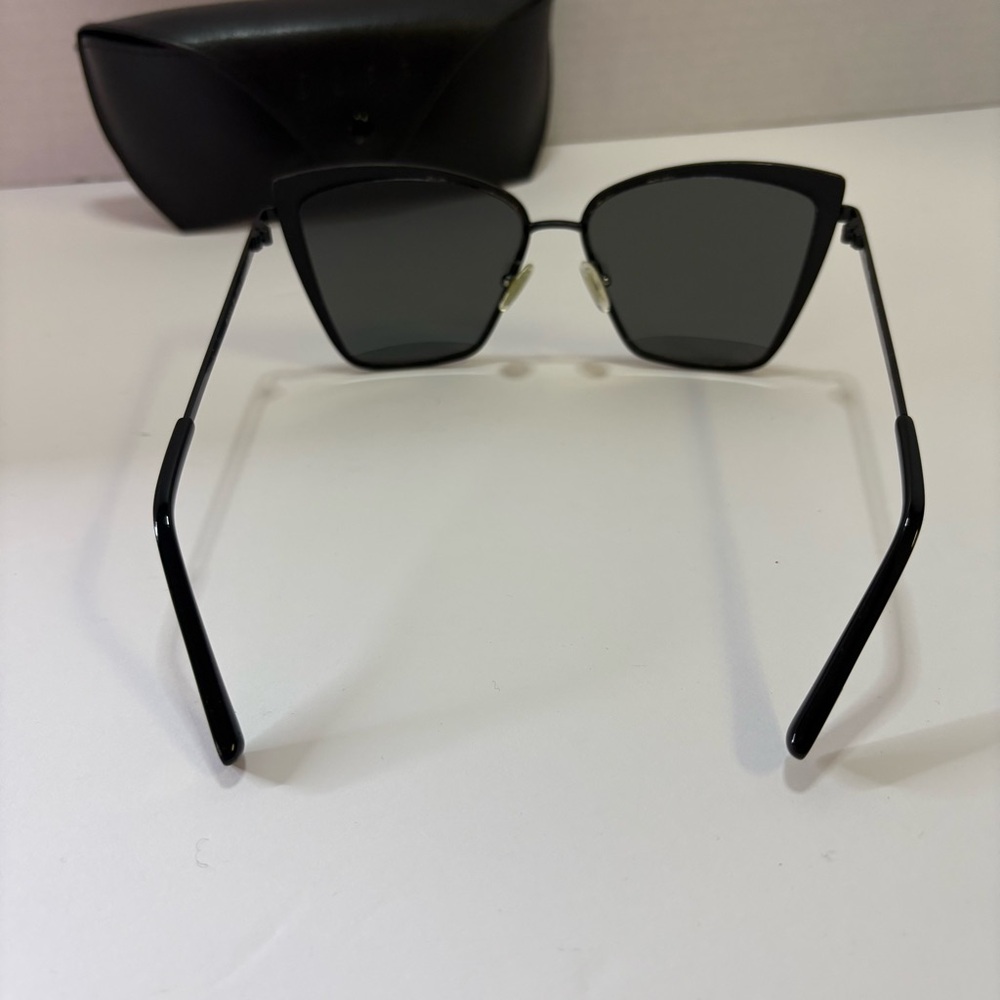Diff Eyewear Becky Sunglasses View 4